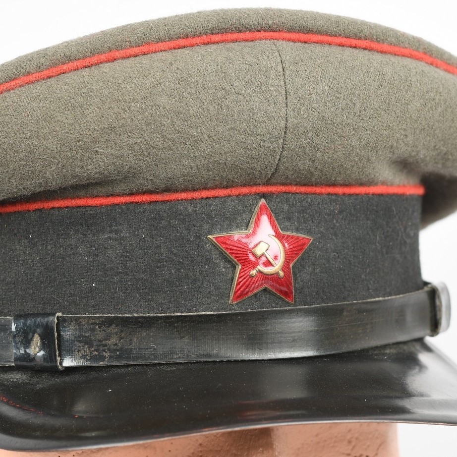 Russian M35 WWII Panzer/Artillery Officer´s Visor Cap